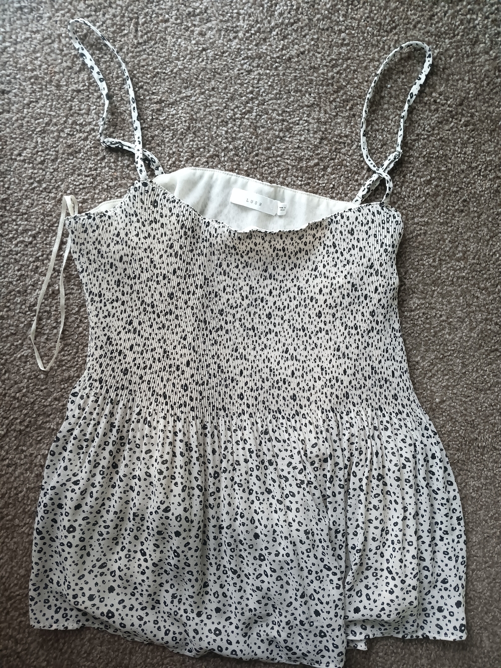 Lush Cream Spotted Smocked Cami Top Medium M
